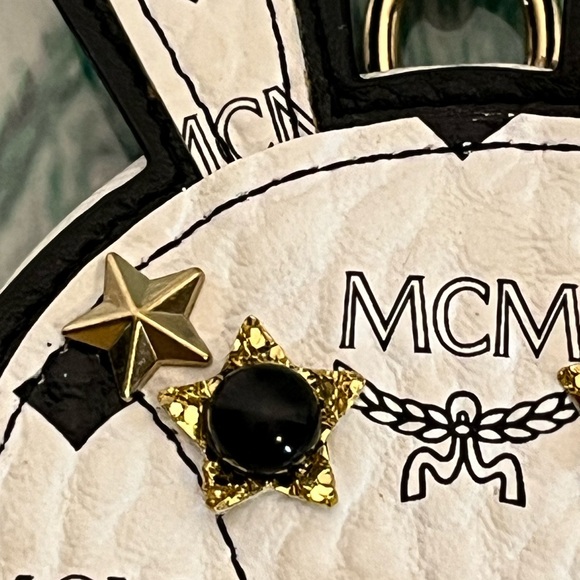 MCM White Visetos Canvan Rabbit Coin Purse/Keychain - Picture 2 of 7